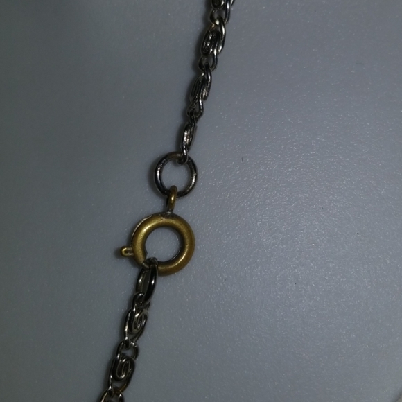 Necklace Silver Tone Faux Pearl Acorn Drop Pendant - Picture 6 of 6